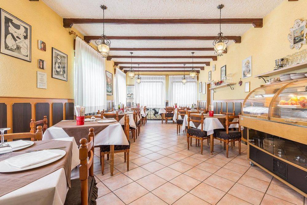Albergo Campregheri Extérieur photo